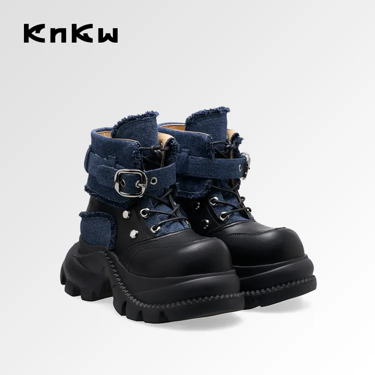 KNKW大底增高拼接增高马丁靴2025年时尚流行卡扣短靴W4338H002
