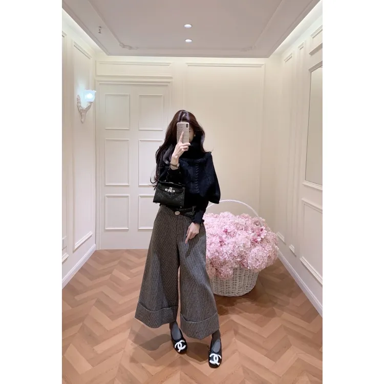 2025秋冬新款韩系设计感打底衫叠穿黑色毛衣千鸟格阔腿裤三件套