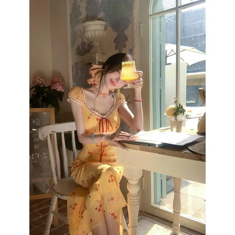 新款【樱桃蜜酿】2个版夏季海边度假风蕾丝花边小樱桃碎花连衣裙女