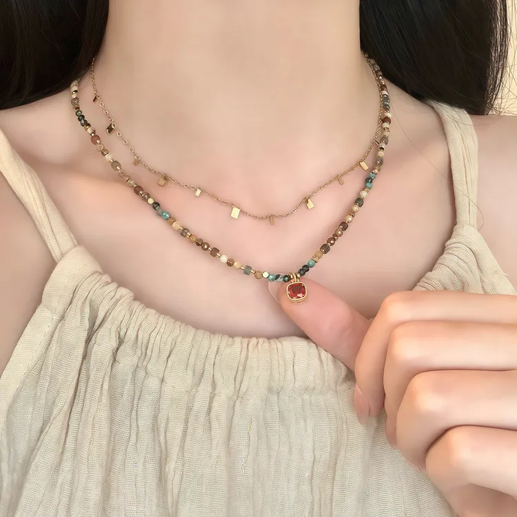 铜合金项链 复古多巴胺彩色串珠项链女轻奢小众高级感叠戴锁骨链
