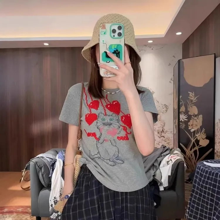 芊芊芙小猫印花圆领短袖T恤女2025新款爆款夏季正肩修身显瘦上衣