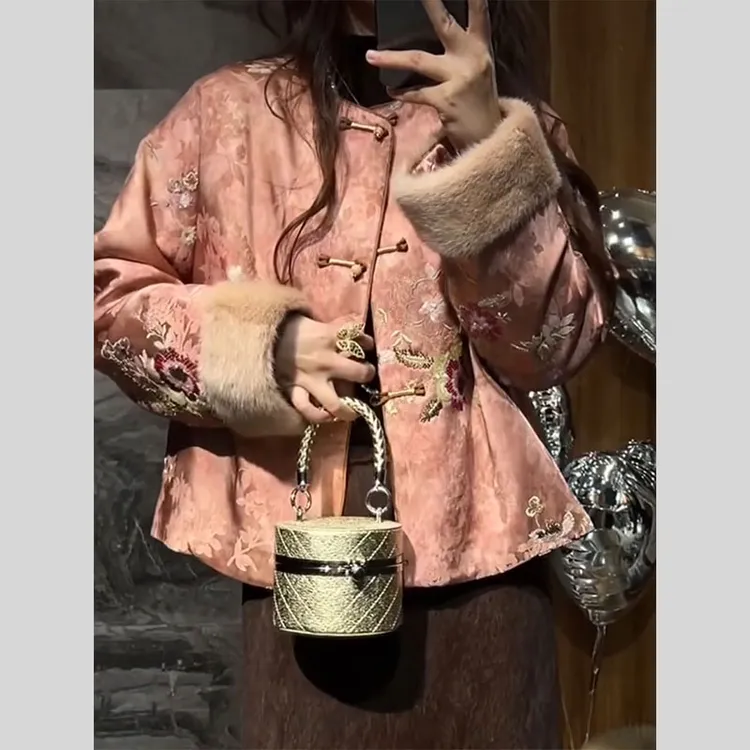 新中式女装国风外套2025新款今年流行爆款气质高级感独特复古上衣