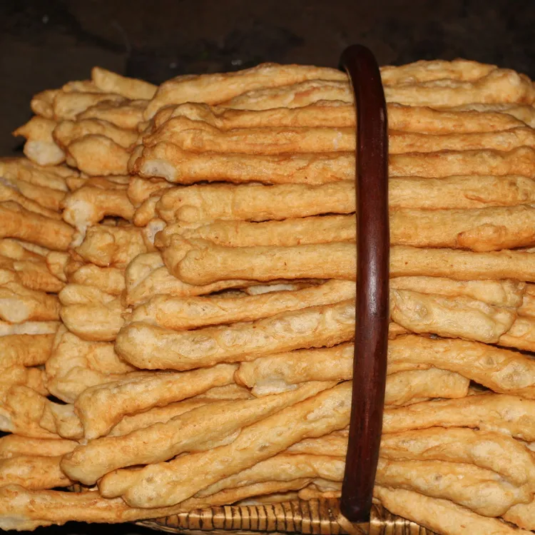 河南清真手工现炸油条邓州小茴香老家油条