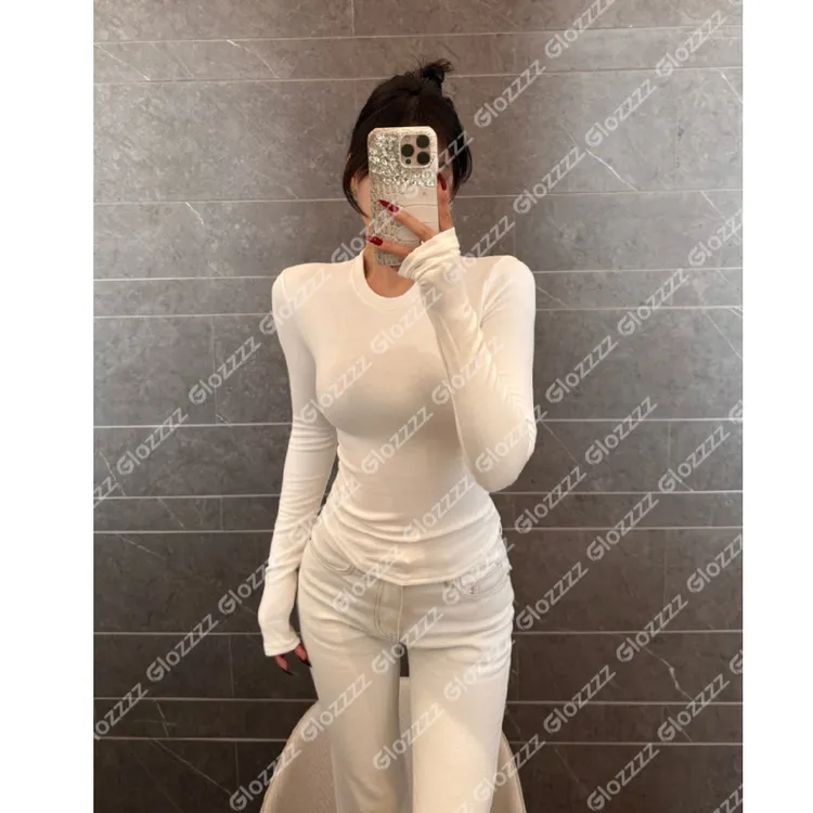 【Glozzzz】救场百搭 长袖纯欲风女秋冬显胸大T恤打底衫881114-1