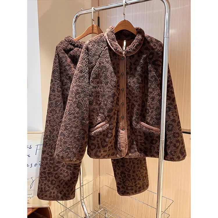 美拉德穿搭珊瑚绒睡衣女秋冬新款高级毛绒绒保暖休闲家居服套装