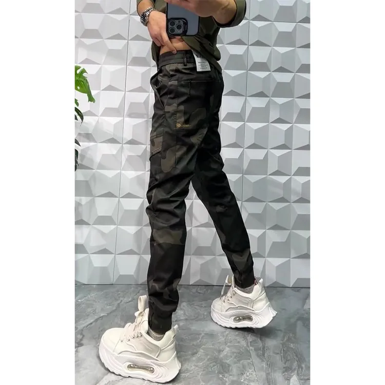 高端迷彩拼色休闲裤男夏季新款修身显瘦工装裤轻奢潮牌透气小脚裤