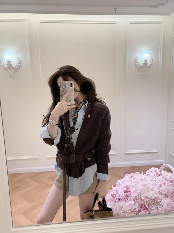 2025秋季新款韩系绑带立领设计感针织毛衣长袖衬衫高腰短裤三件套