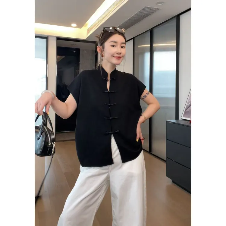 玖了个玖 2025夏款 极简百搭新中式国风旗袍领盘扣上衣 2505C3078