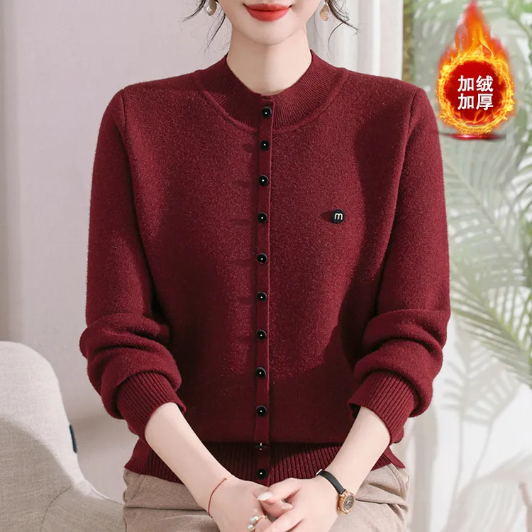 妈妈秋装喜婆婆洋气上衣针织打底中老年女秋冬本命年加绒毛衣内搭