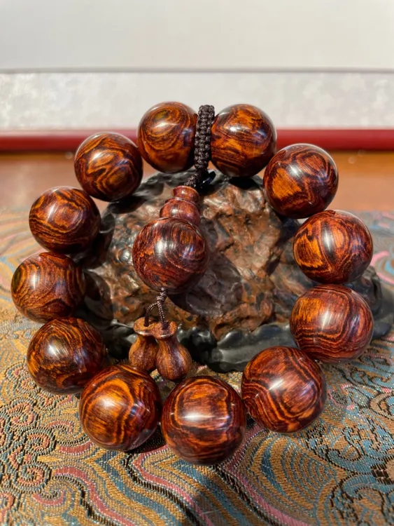 海南黄花梨二标老料，精品2.0手串