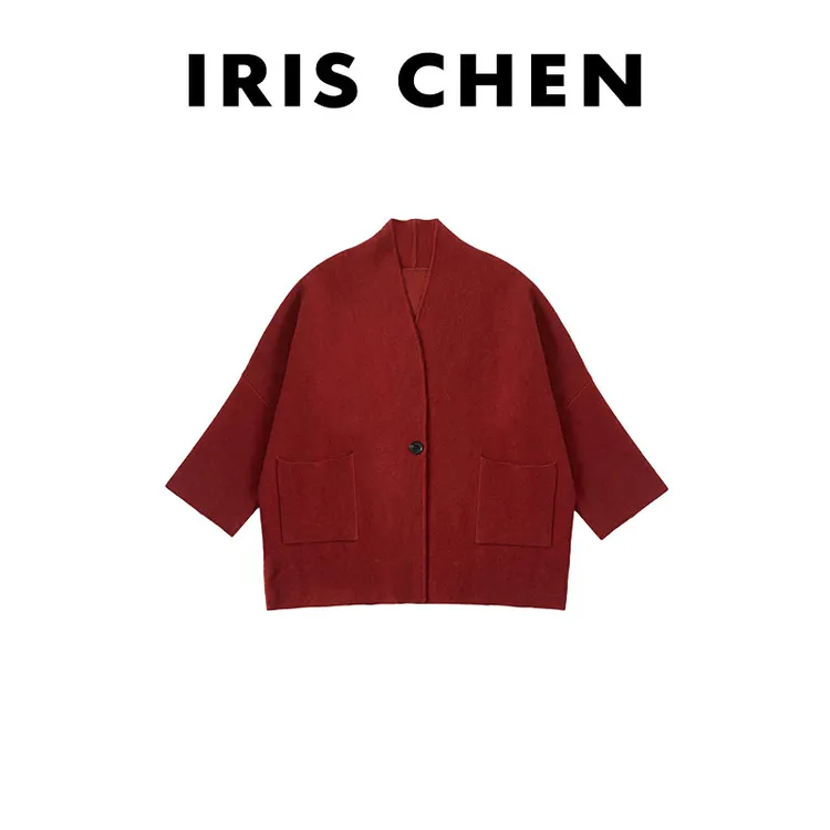 IRIS CHEN 赫尔本 2025冬“绵羊毛910g”慵懒百搭针织开衫25WT1175