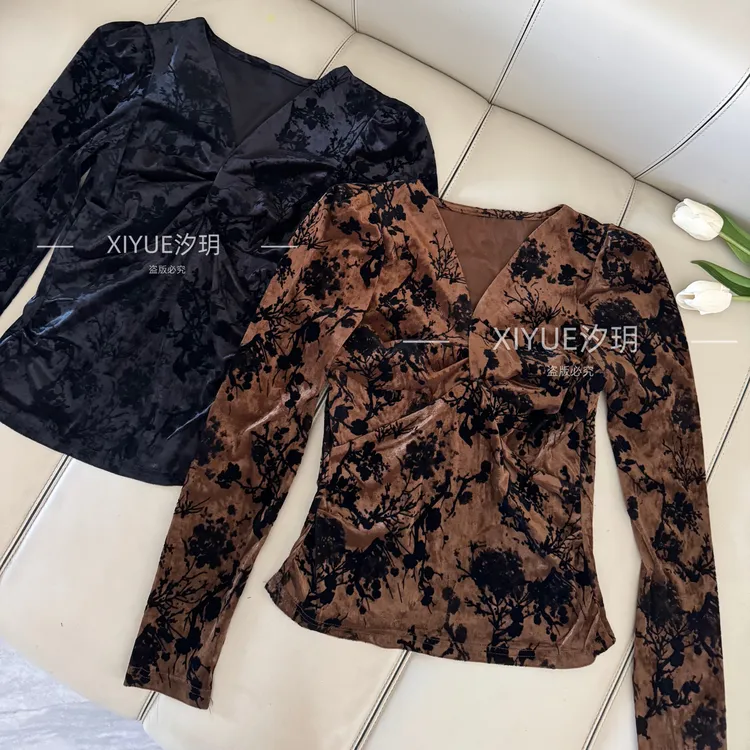 XIYUE 秋季法式植绒设计感打底衫长袖V领印花高端洋气修身上衣女