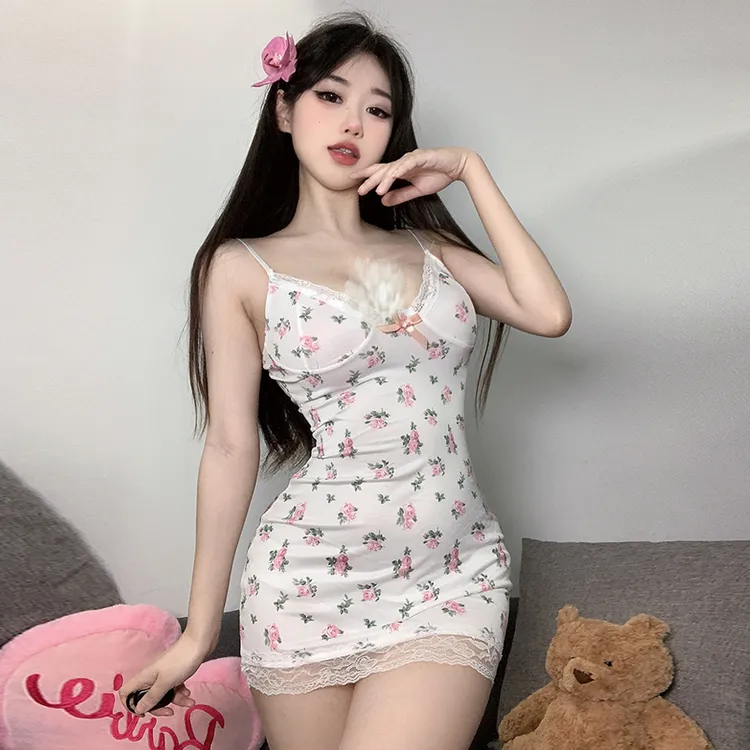 MYMX 【小碎花】撞色蕾丝拼接性感低胸纯欲风吊带包臀性感睡衣内衣