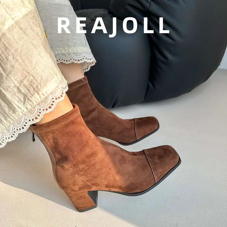 弹力靴子女款2025秋冬新款方头粗跟高跟瘦瘦优雅巨好看时装短靴子