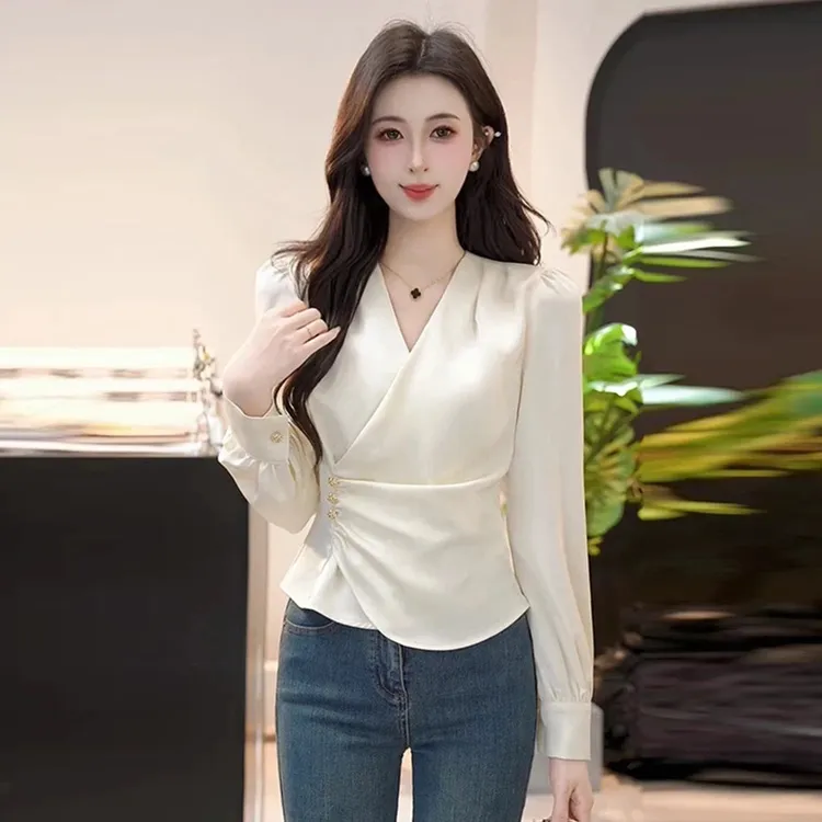 设计感缎面长袖打底衬衫女V领上衣显瘦气质时尚洋气衬衣春季修身