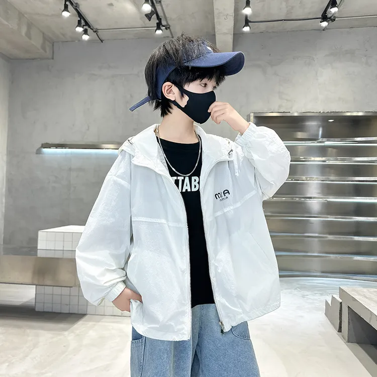薄款防晒衣男童儿童外套2025新品洋气酷帅潮中大童夏装上衣皮肤衣
