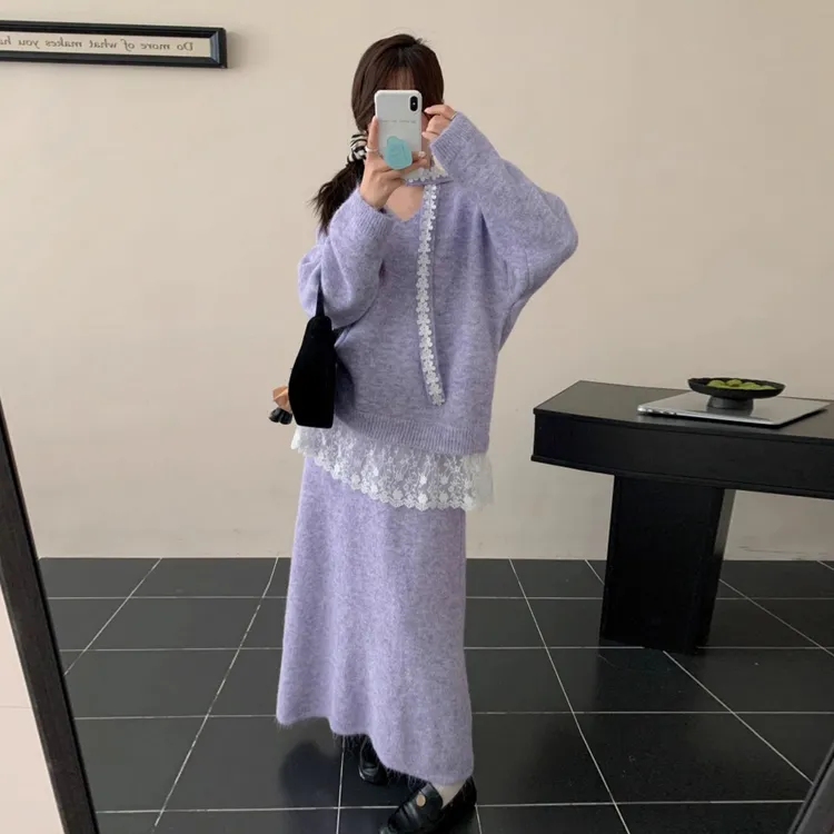 2025新款v领蕾丝拼接针织连衣裙女秋冬季法式温柔风紫色套装长裙