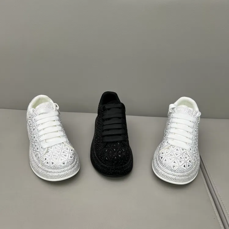 春夏新款高温烫钻低帮舒适时尚男款休闲潮流潮鞋 偏大一码