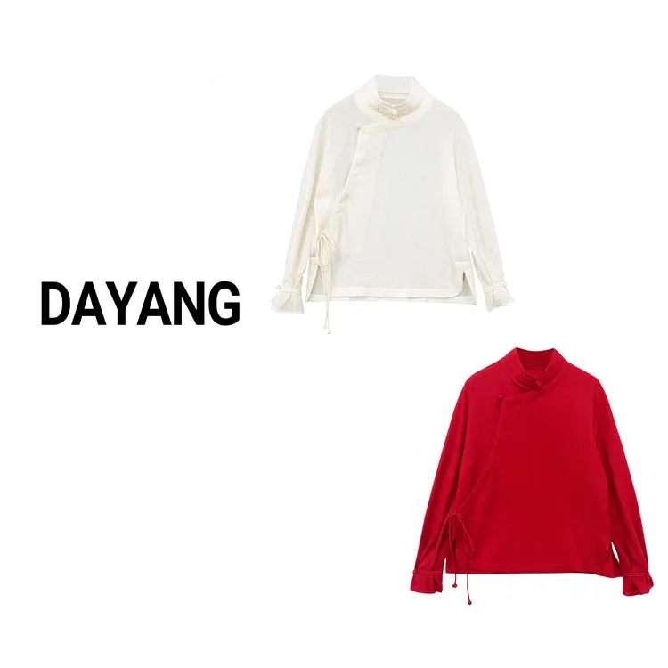 【DAYANG】奶油草莓 节日氛围不可少斜襟立领花瓣袖宽松百搭毛衣