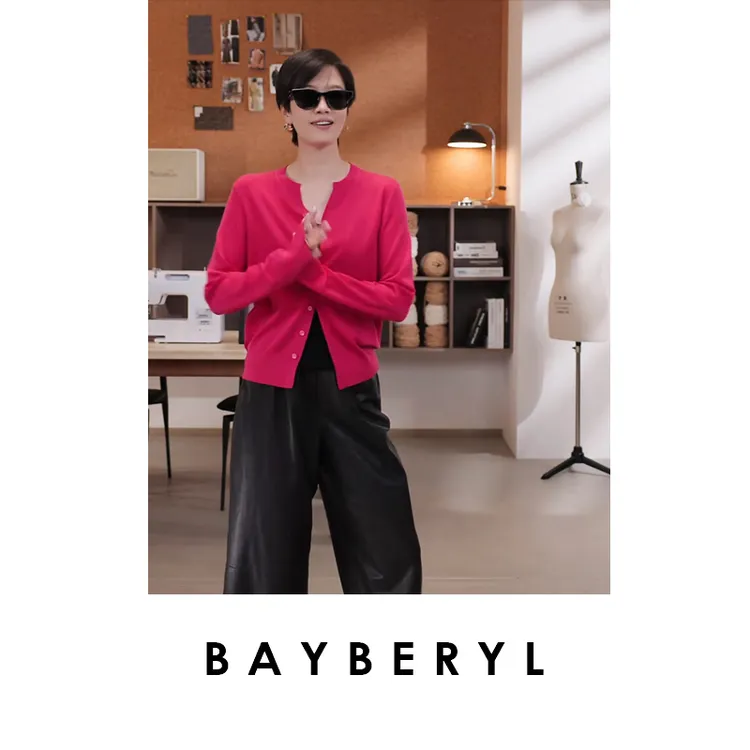CC09-BAYBERYL老贝弗洛伊德玫红*剪刀领衬肤百搭针织衫9ZZS5H2147
