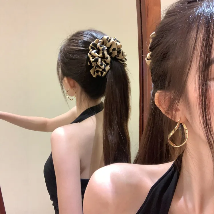 秋冬豹纹香蕉夹2025新款高级感发夹后脑勺盘发抓夹马尾夹头饰G536