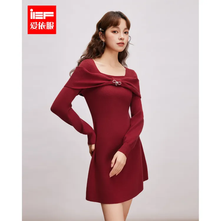 IEF/爱依服2025新款冬季加厚氛围感约会蝴蝶结毛织连衣裙