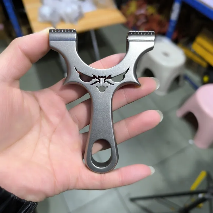 微瑕无眼龙齿小恶魔弓