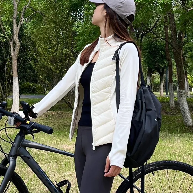 白色轻薄款外套羽绒服内胆女款冬季短款修身秋冬内搭瑜伽内搭打底