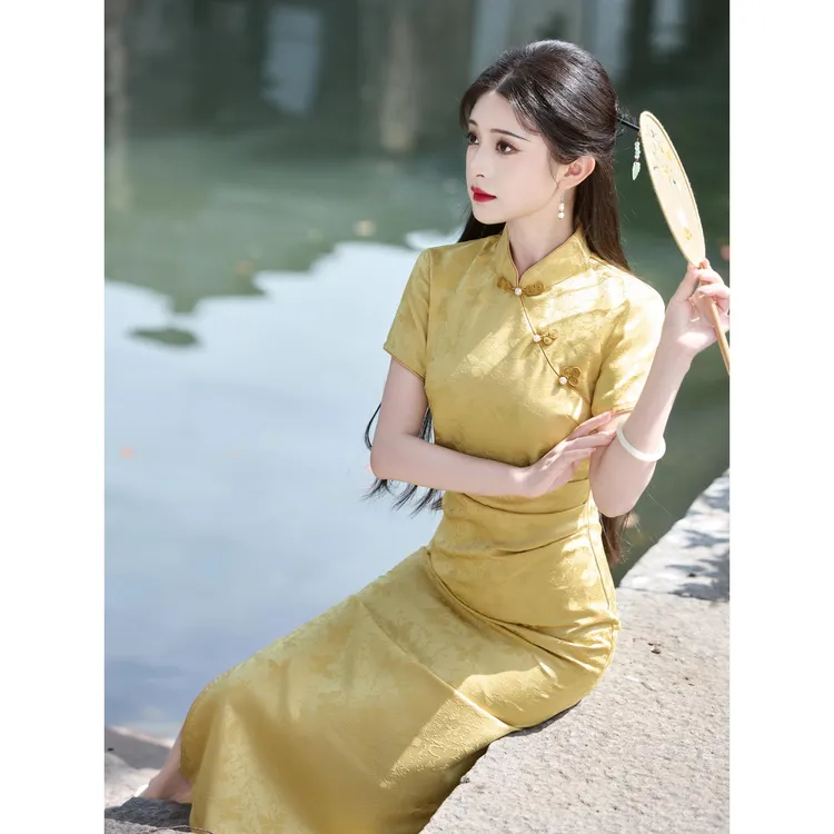 黄色高考旗袍2025新款旗开得胜新中式国风礼服收腰修身连衣裙夏季
