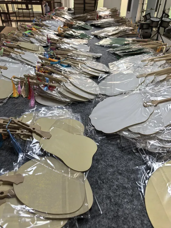 新店开播福利，厂家直营纯手工蜡染团扇