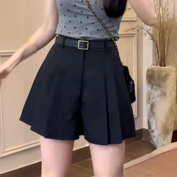 黑色西装短裤女夏季2025新款小个子高腰显瘦薄款a字外穿阔腿裤裙