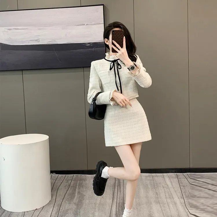 富家千金小香风套装女秋冬季法式名媛粗花呢外套搭配半身裙两件套