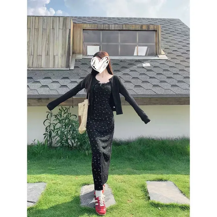 大码女装早秋新款做旧吊带方领碎花长裙连衣裙套装显瘦小众高腰