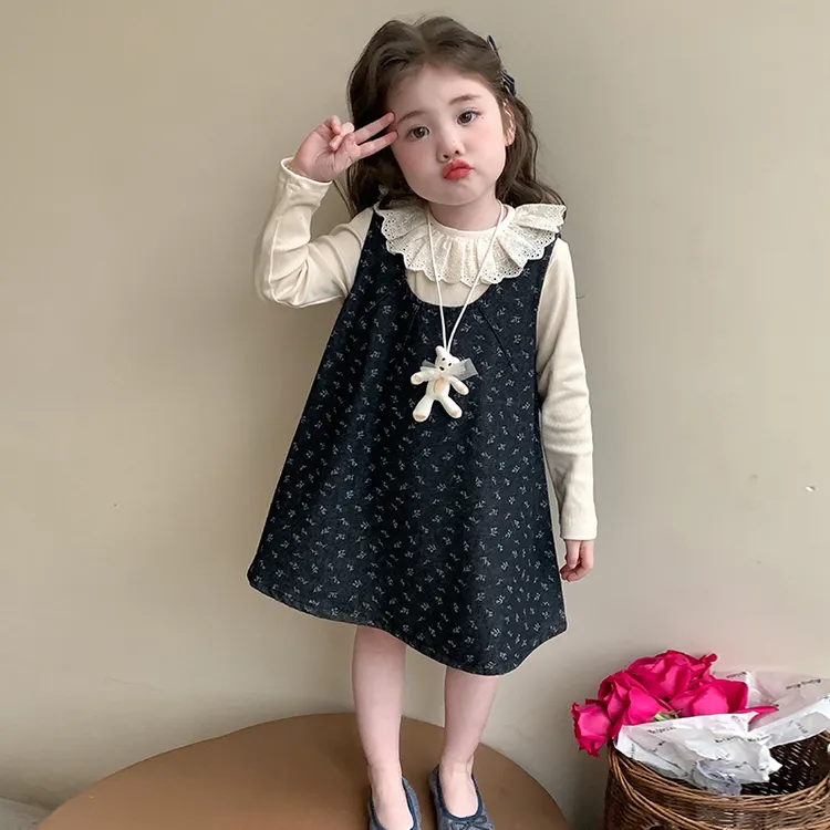 女童牛仔连衣裙秋装2025新款儿童森系碎花裙女孩花边领衬衫两件套