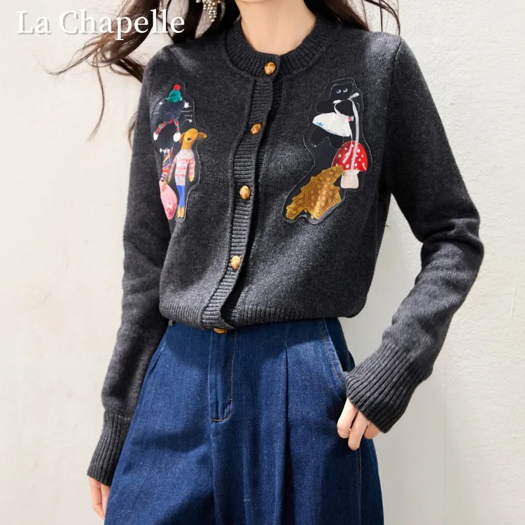 拉夏贝尔秋冬季时尚复古百搭卡通女装圆领休闲长袖毛针织开衫上衣
