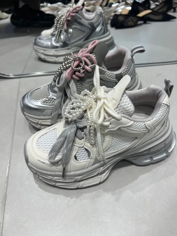 新款潮鞋重工拼接珍珠老爹鞋女ins风百搭休闲潮鞋6cm厚底运动鞋