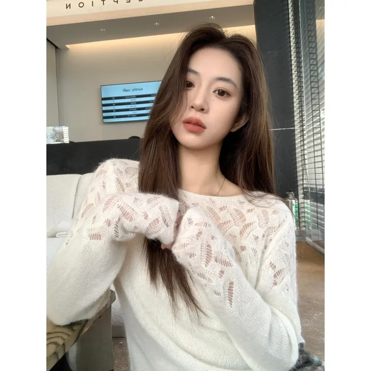 MARIE.COCO新款韩系少女风设计感镂空花纹针织衫洋气时髦上衣穿搭