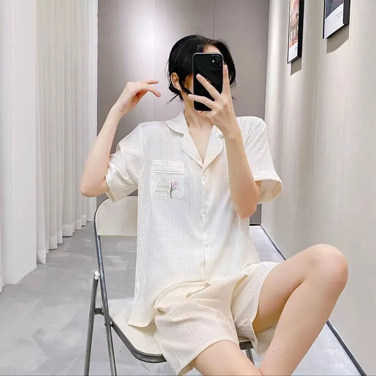 短袖短裤西服领睡衣