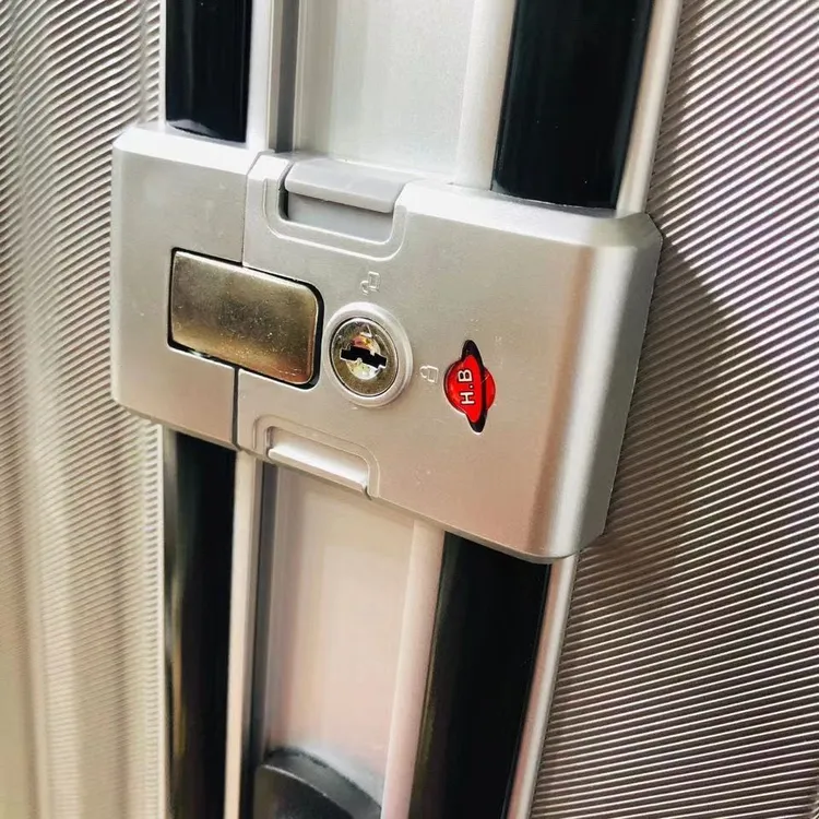 行李箱密码锁配件通用拉杆箱锁扣铝框行李箱扣锁加厚卡扣维修更换