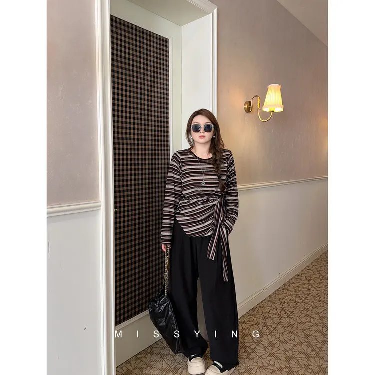应小姐【条纹画家】微胖大码韩版显瘦百搭休闲风针织条纹绑带长袖T