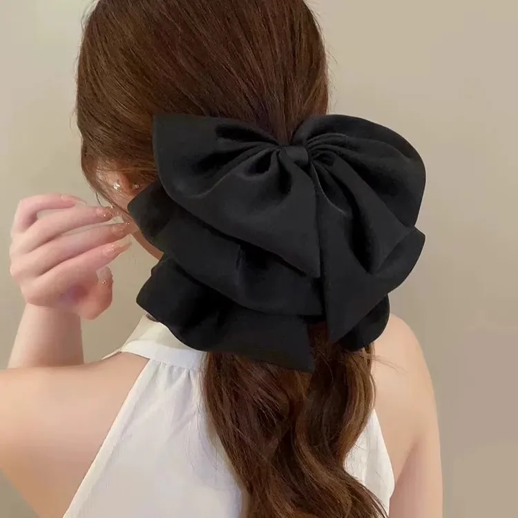 蝴蝶结缎面花苞抓夹女高级感2025新款半扎发发夹后脑勺鲨鱼夹头饰