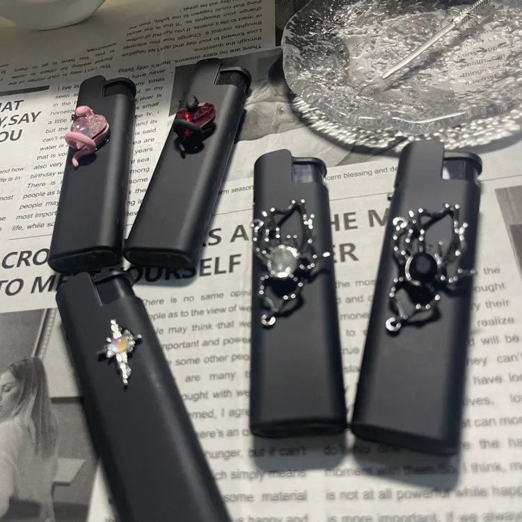 个性原创充气Dcn金属打火机防风礼物ins粉焰轻奢火焰送人质感