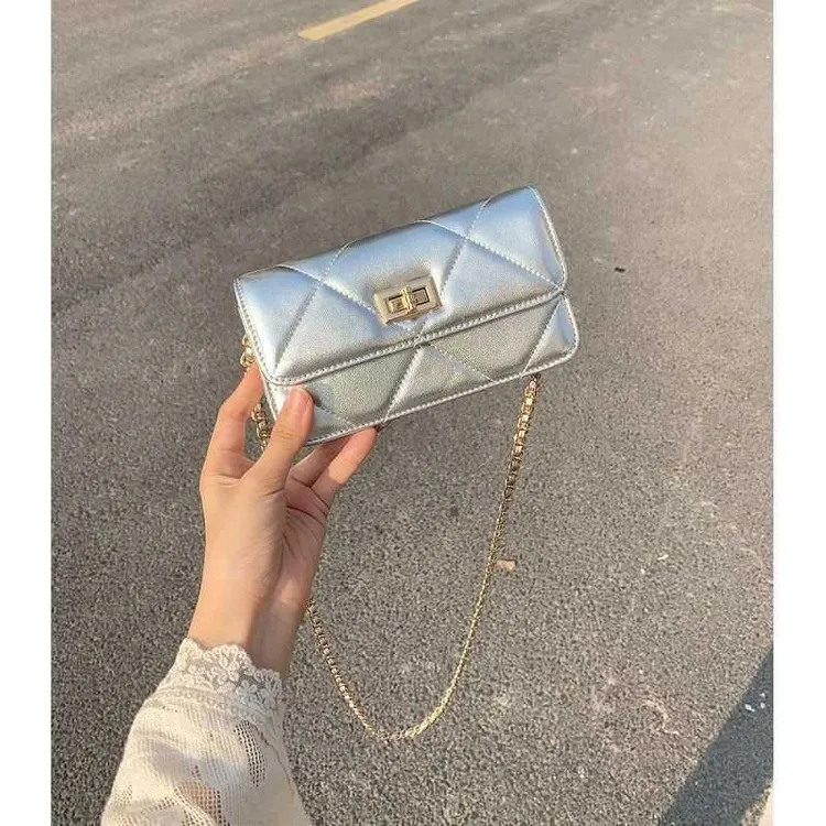 2025新款菱格小香风包包单肩斜挎包软皮小方包时尚百搭迷你小方包