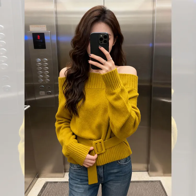 别致独特漂亮一字肩上衣设计小众衣服内搭露肩黄色针织小衫女秋冬