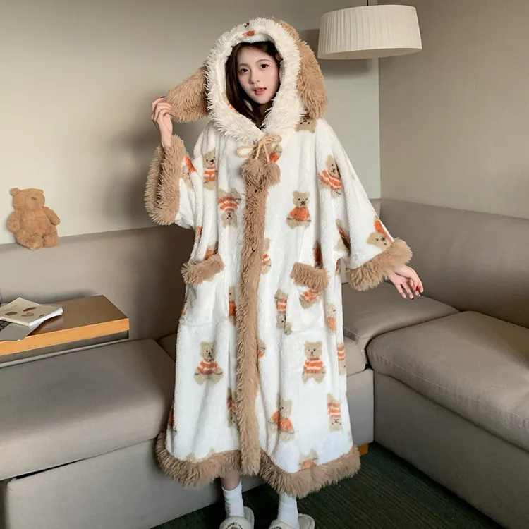2025冬季新款卡通可爱连帽加厚小熊长毛绒睡袍女中长款保暧浴袍