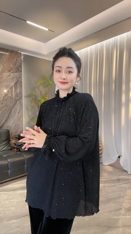 【冲姐】秋冬新款设计感亮片纯色花苞领洋气时髦百搭叠穿网纱上衣