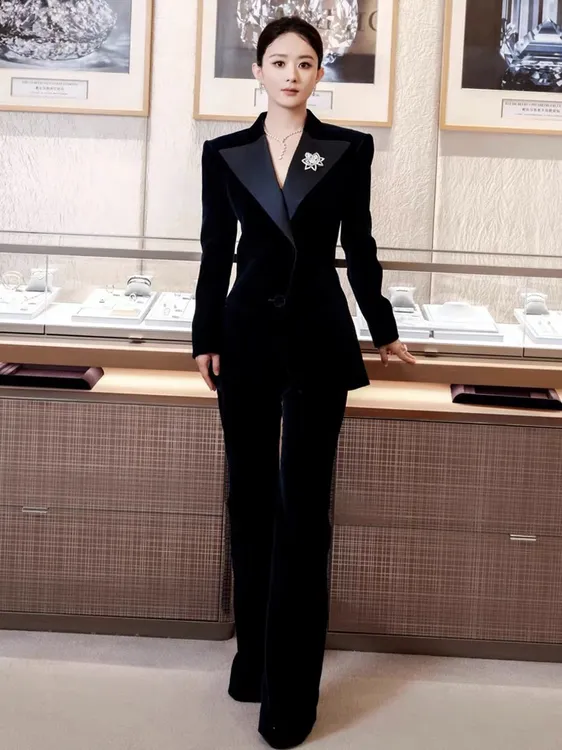 赵丽颖明星同款丝绒套装2025春季总裁气质收腰显瘦西服长裤两件套