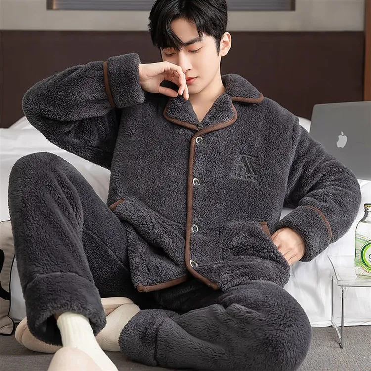 睡衣中青年大码法兰绒家具服家居装开身衫男大尺码加厚珊瑚绒冬季
