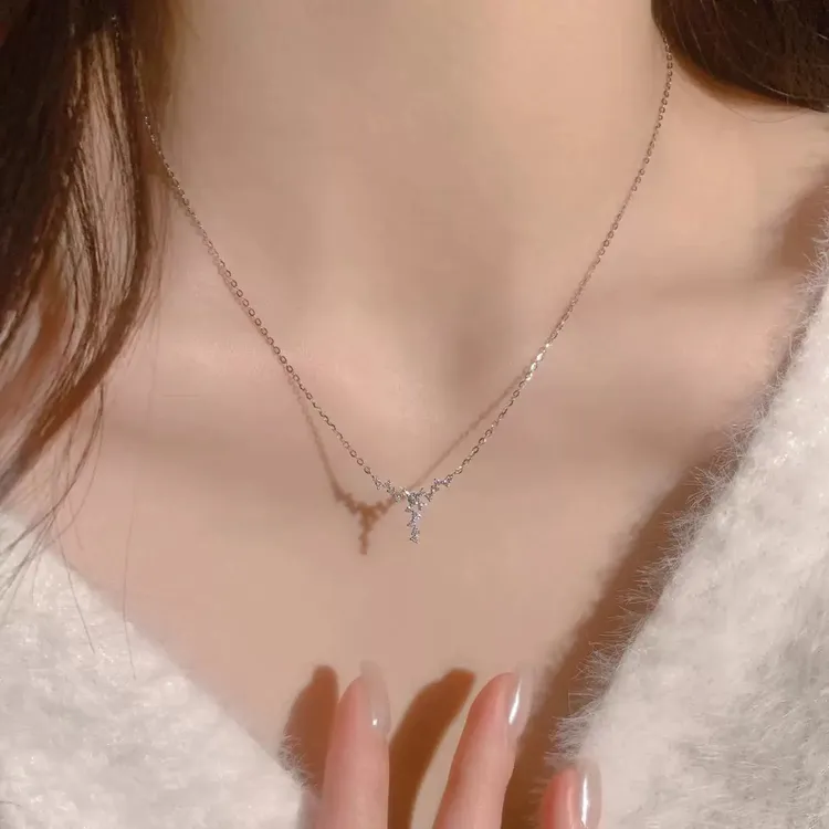钛钢项链 镂空星星项链女轻奢碎钻闪烁星河项链简约冷淡项链百搭