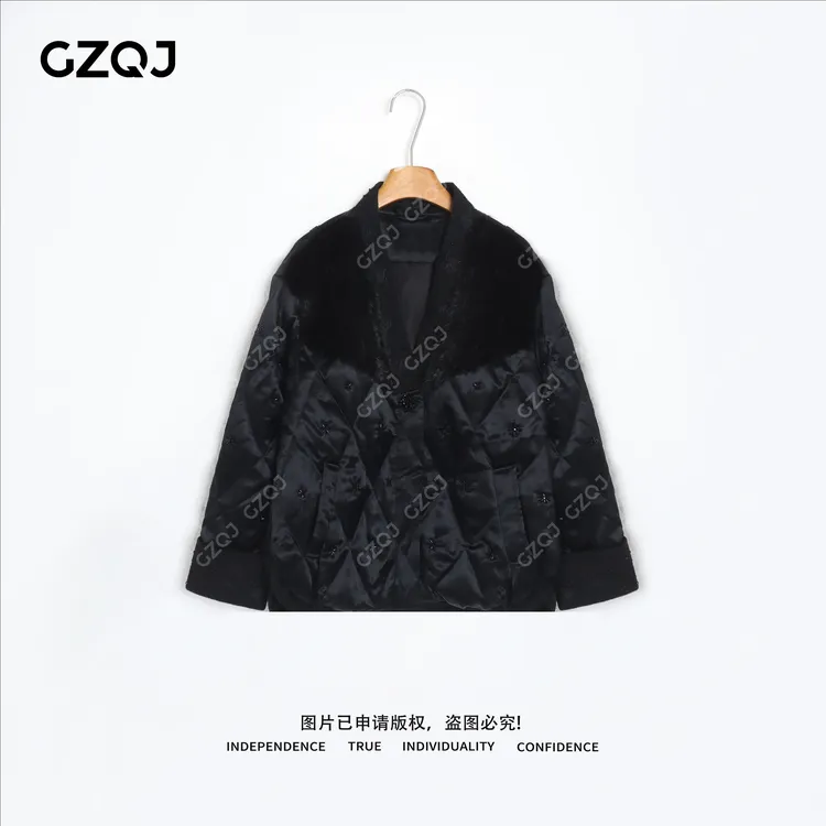 老琴私服【墨裘星熠】90白鹅绒时尚烫钻水貂毛皮羽绒服女冬款 9222